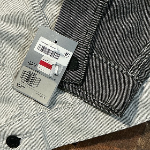 NWT Levi's Premium Two-Tone Denim Trucker Jacket - Gray & Black (Size M) - Picture 4 of 10